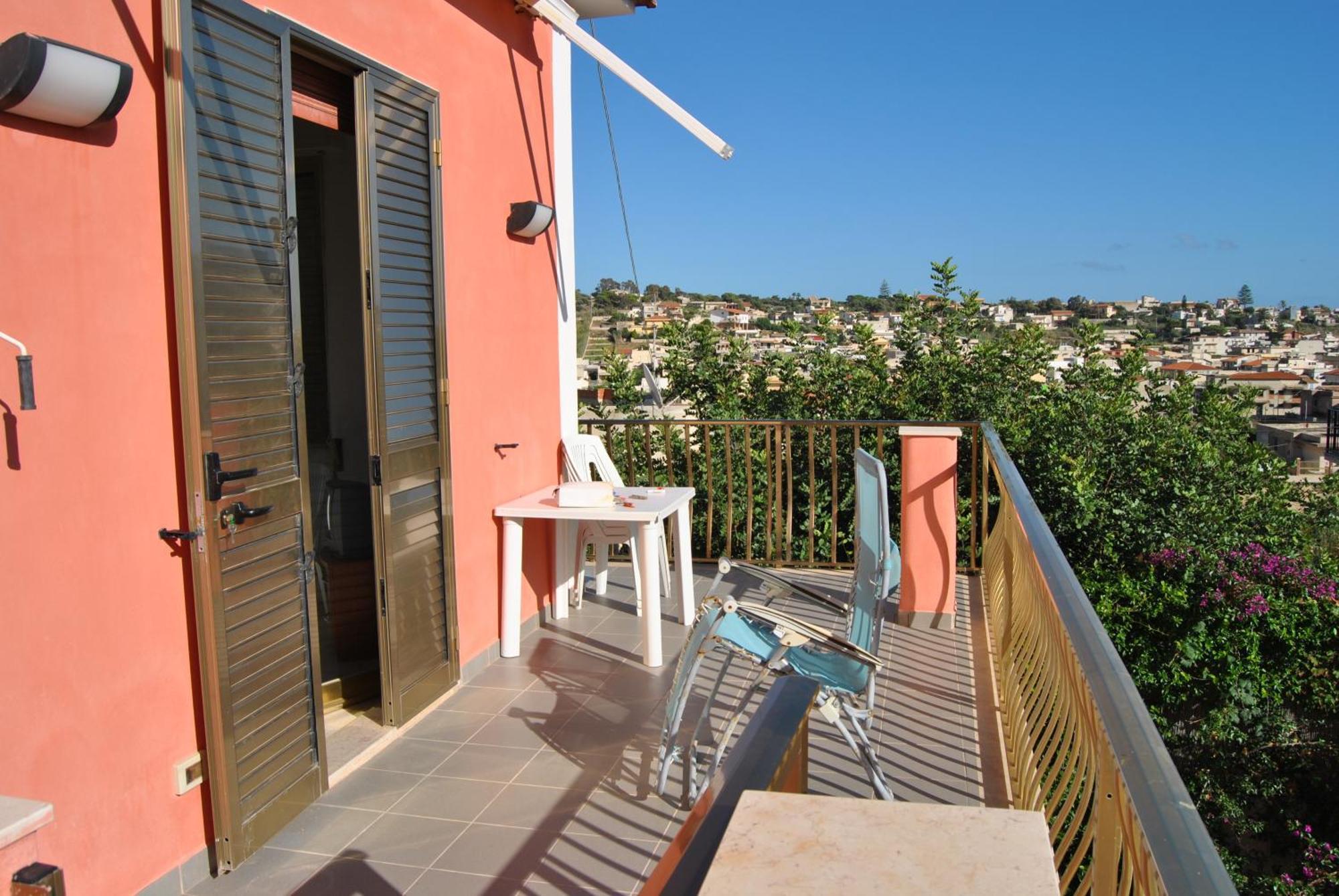 La Rosa Del Deserto Bed & Breakfast Scicli Luaran gambar