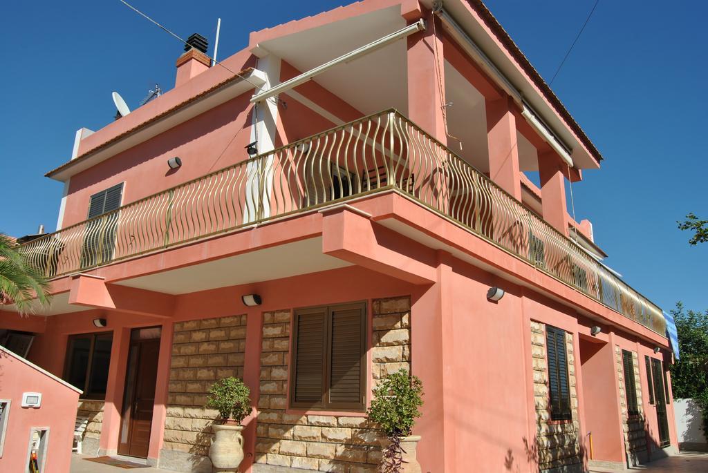 La Rosa Del Deserto Bed & Breakfast Scicli Luaran gambar